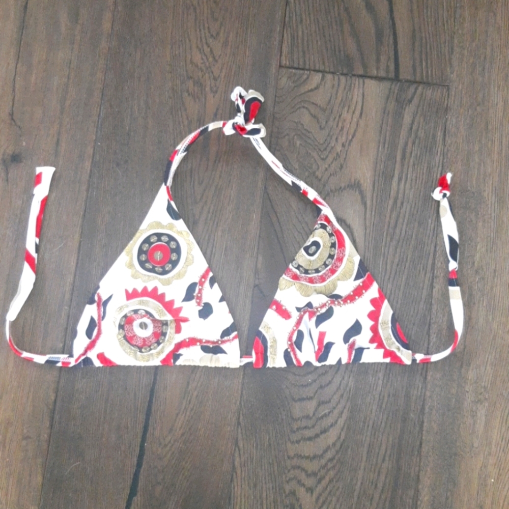 Bikini top